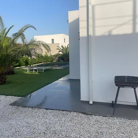 Welcs 167 Emp Con Piscina Privada Willa *